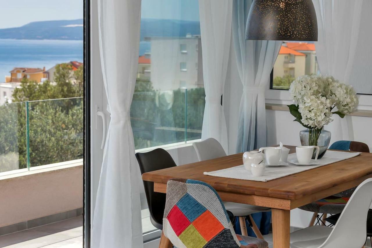 Charming Apartment Tissa With Sea View Makarska Eksteriør billede